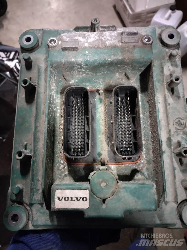 Volvo Moottori ecu 電子設備