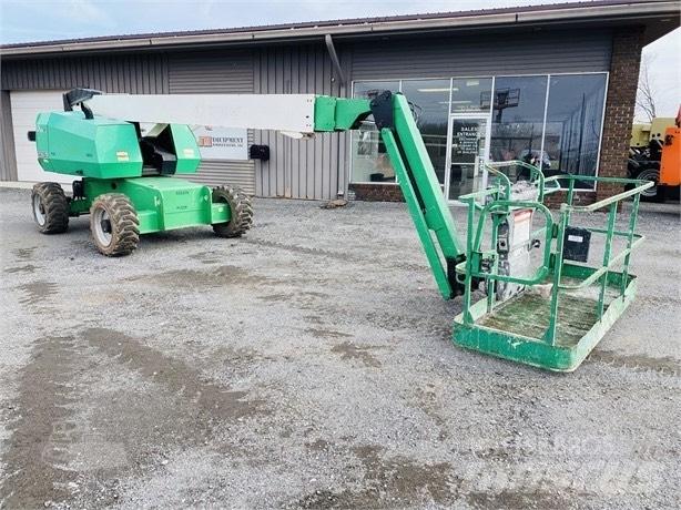JLG 660 SJ 伸縮臂高空作業車