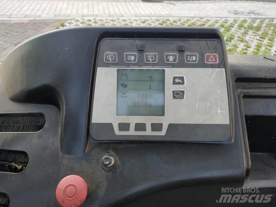 Still RX 20-20 電動堆高機