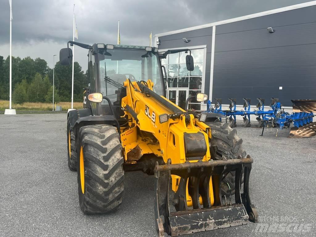JCB TM 310 S 伸縮臂操作車