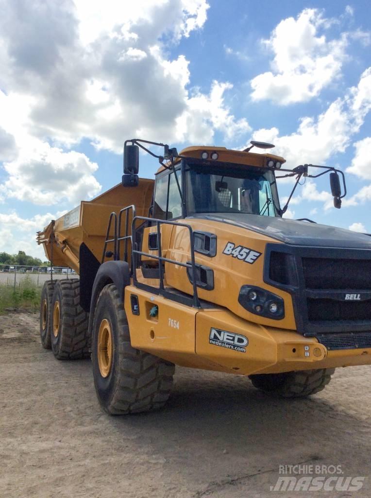 Bell B45E 鉸接式起吊車