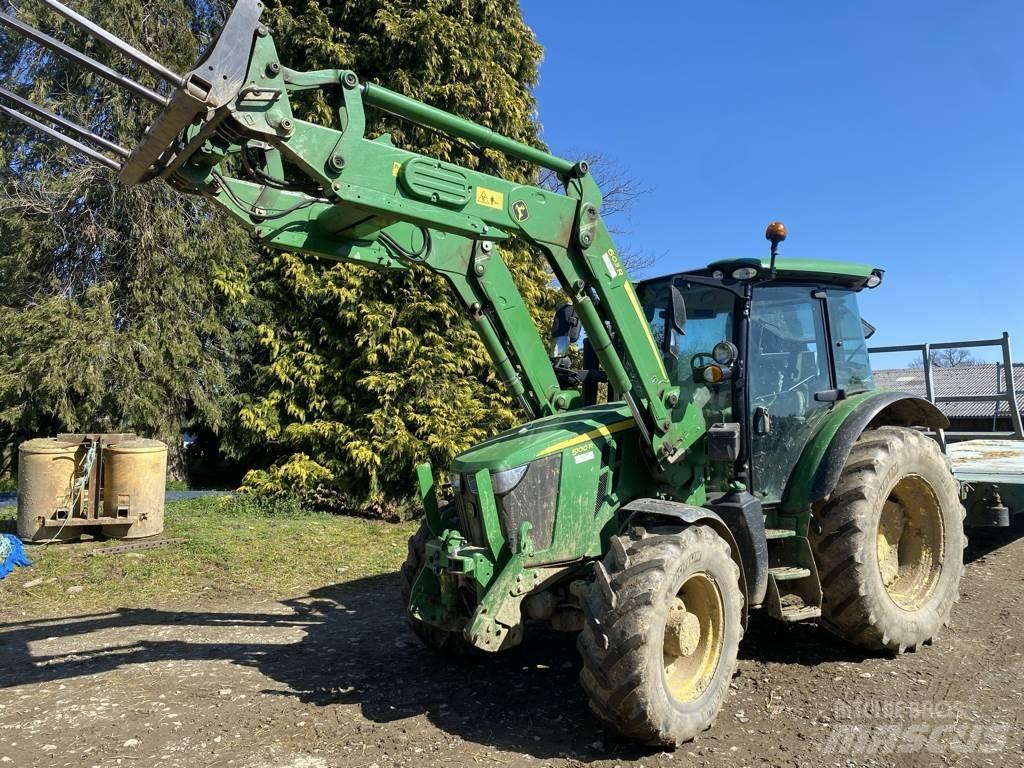 John Deere 5100 R 曳引機