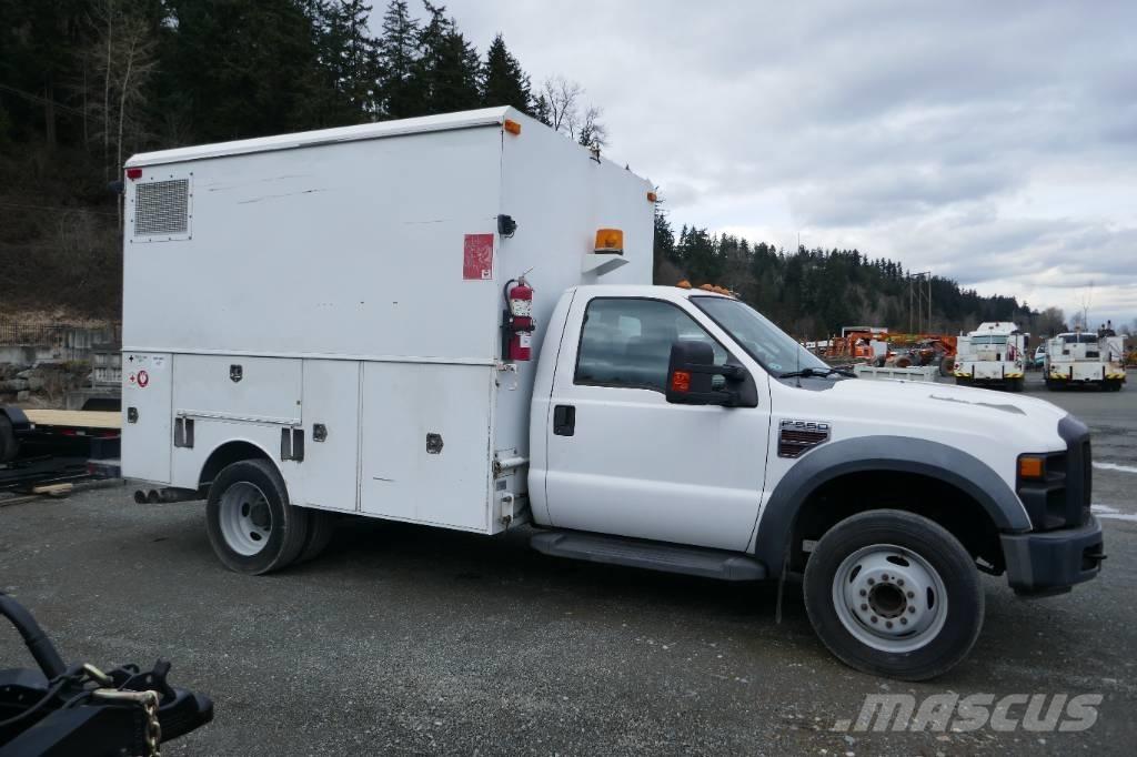 Ford F 550 都市/通用型車輛
