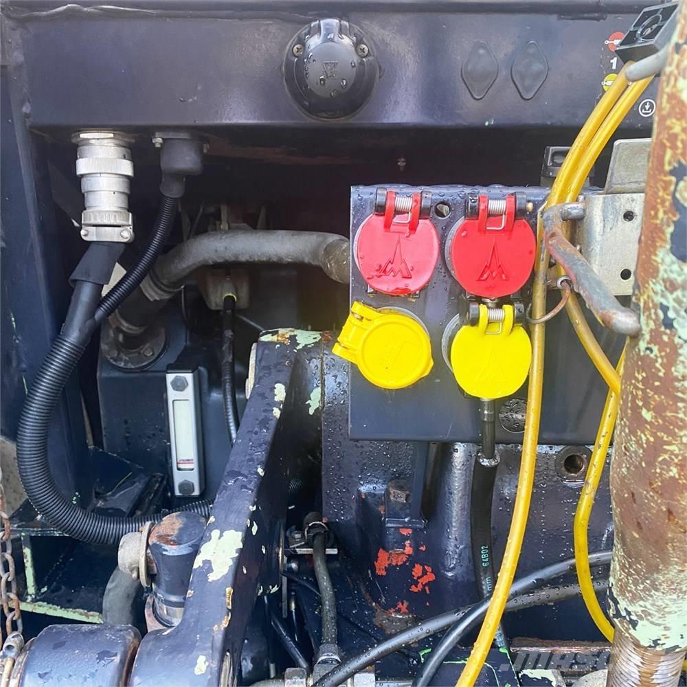 Deutz-Fahr DX 4.71 曳引機