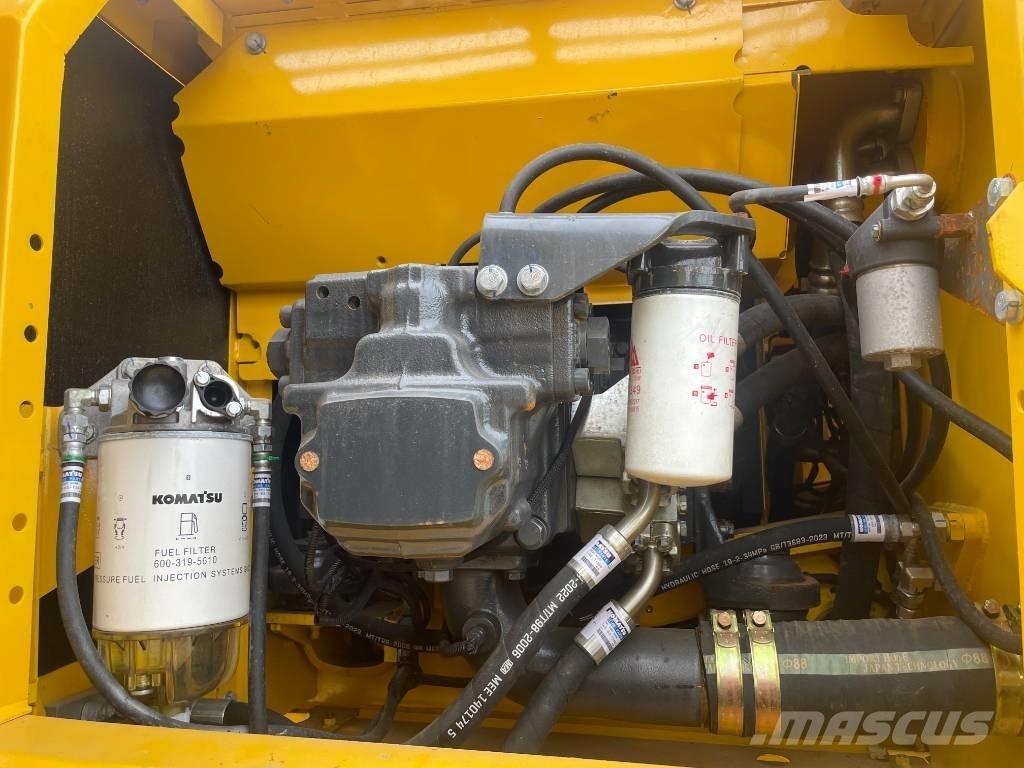 Komatsu PC 220 履帶式 挖土機/掘鑿機/挖掘機