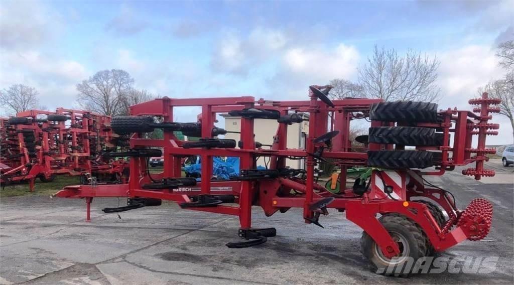 Horsch Tiger 4 AS 中耕管理機
