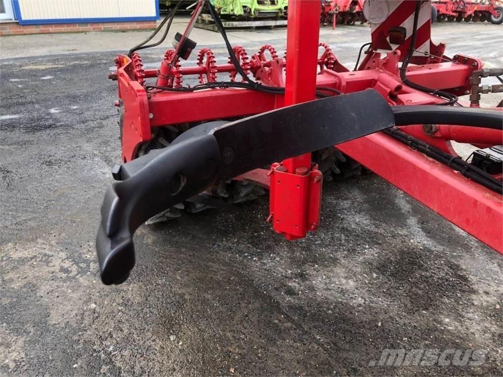 Horsch Tiger 4 AS 中耕管理機