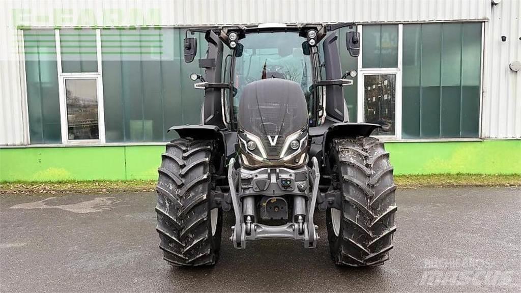 Valtra q 285 曳引機