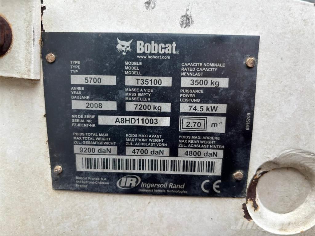 Bobcat T35100 伸縮臂操作車