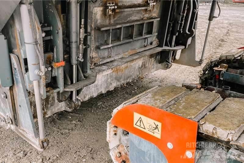Wirtgen W220 其他貨車