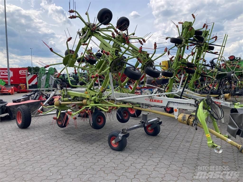 CLAAS Volto 1300T 耙與翻草機