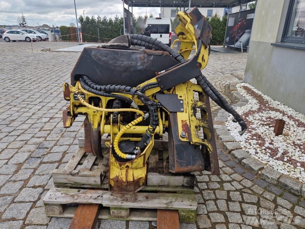 John Deere H414 收穫機頭