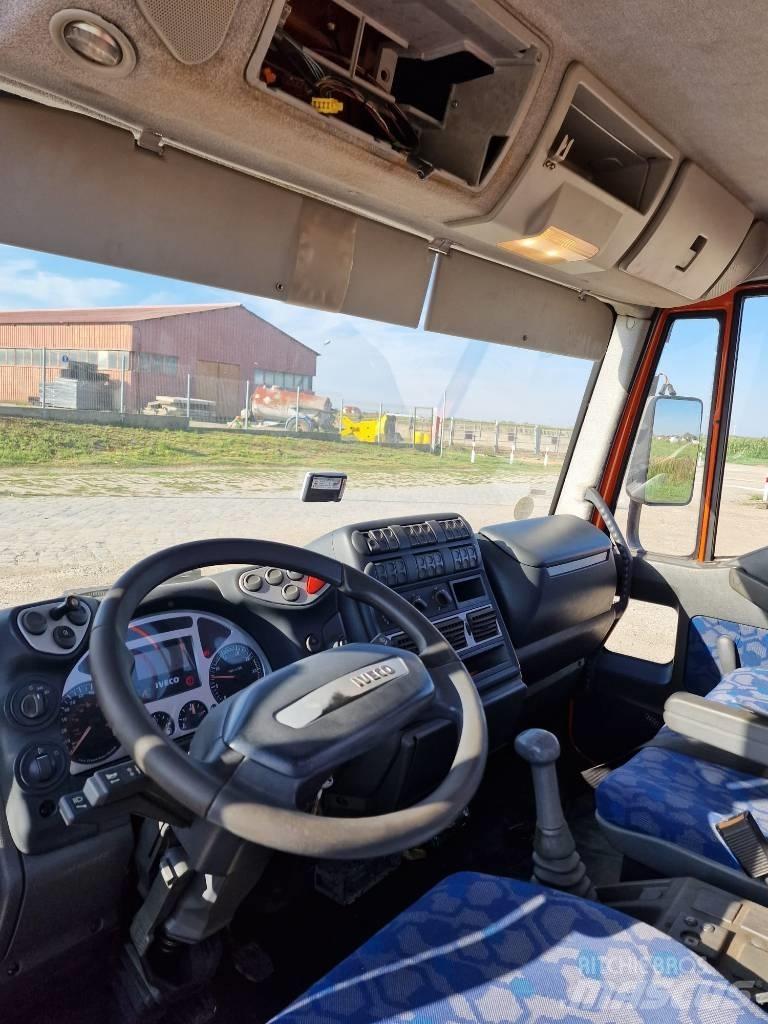 Iveco Eurocargo 平板式/側卸式卡車