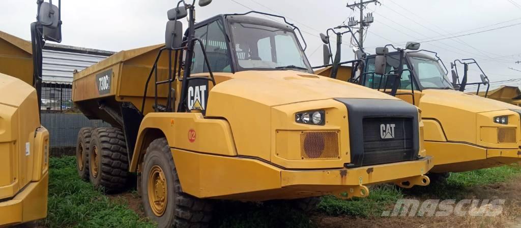 CAT 730 C 2 鉸接式起吊車