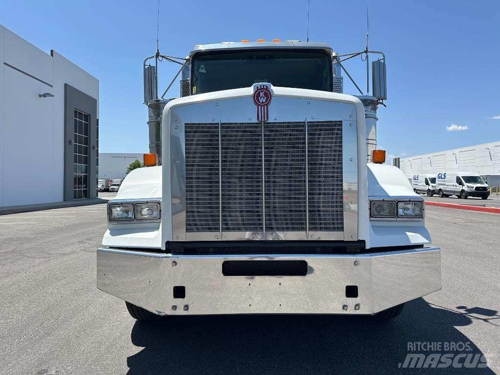 Kenworth T800 商用底盤車