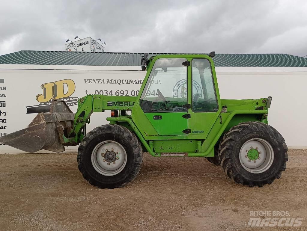 Merlo P 28.7 農業用伸縮臂裝載機