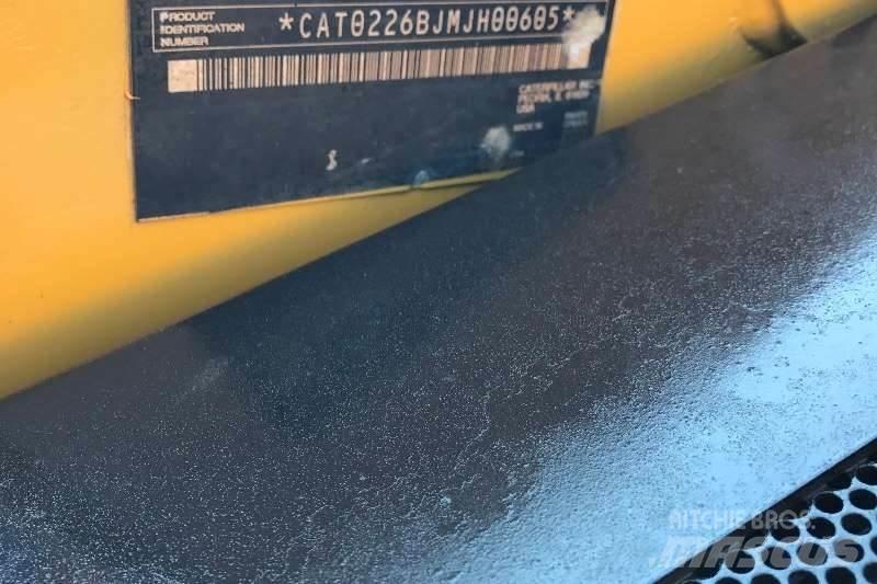 CAT 226B 其他貨車