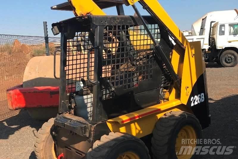CAT 226B 其他貨車