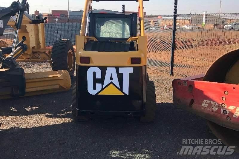 CAT 226B 其他貨車