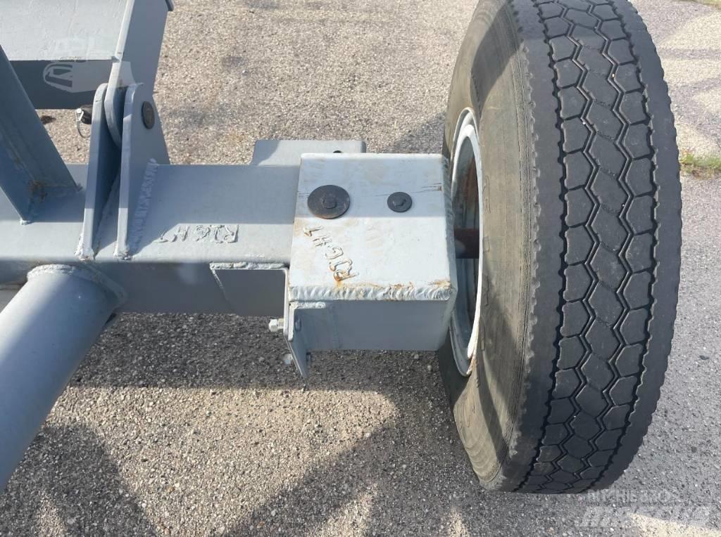 CMTE 36X95 輸送機