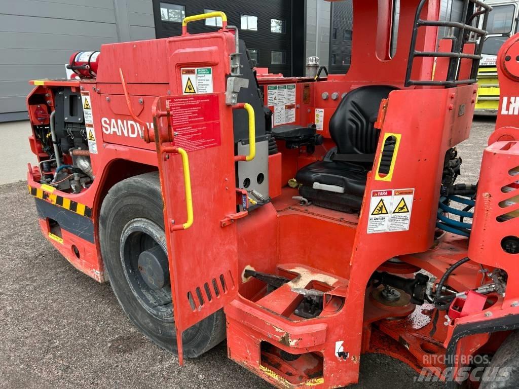Sandvik Toro LH202 地下裝載機