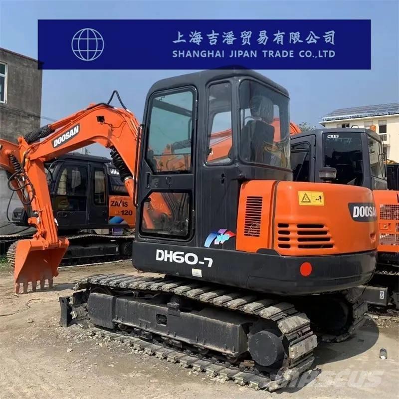 Doosan DH 60-7 小型挖土機/掘鑿機<7t(小型挖掘機)