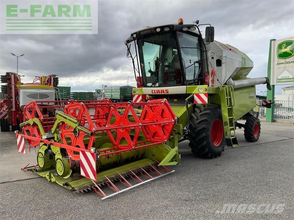 CLAAS AVERO 240 聯合收穫機