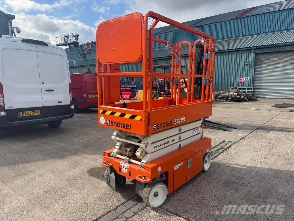 Snorkel S 3219 E 剪式升降機