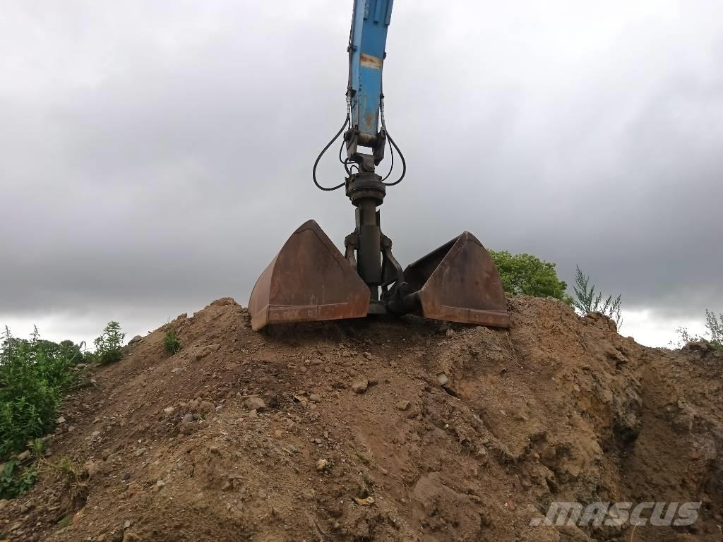 Fuchs MHL 360 廢棄物/工業用操作車