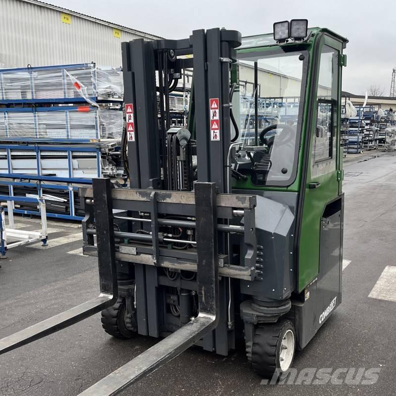 Combilift CBE 2500 四向前伸式堆高機(叉車)