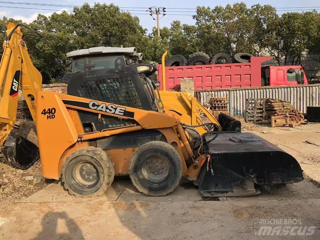 CASE 440 HD 滑移轉向裝載機