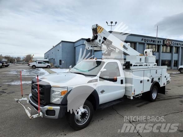 Altec AT40M 卡車裝載高空作業車