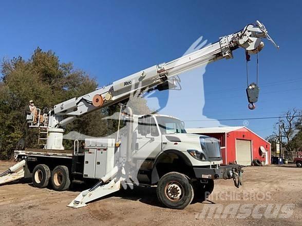 Altec DT80 卡車裝載高空作業車