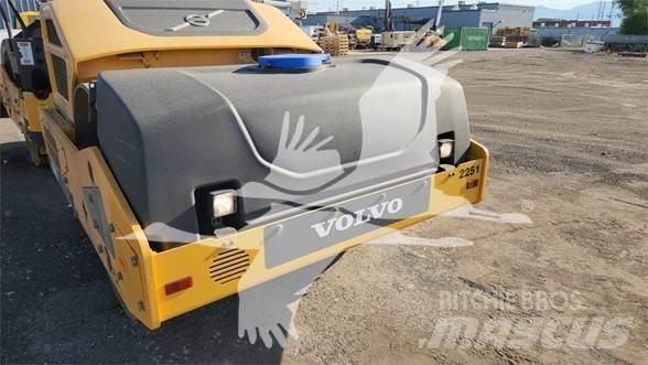 Volvo DD110B 單輪滾壓機