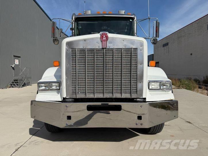 Kenworth T 800 曳引機組件