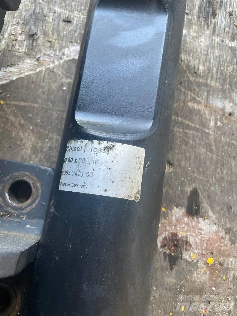 Atlas Copco SB 300 鐵鎚/碎石機