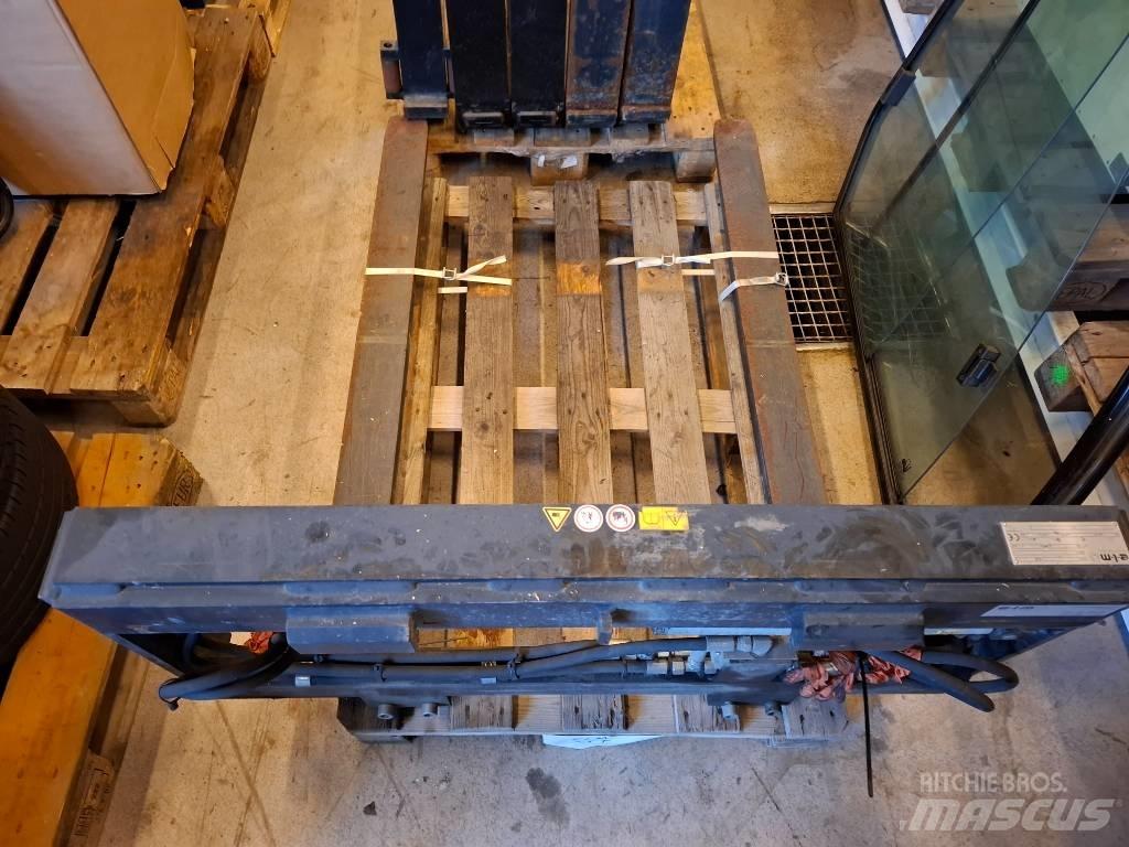 Elm 2LF 25 1100 撒布機/撒播機