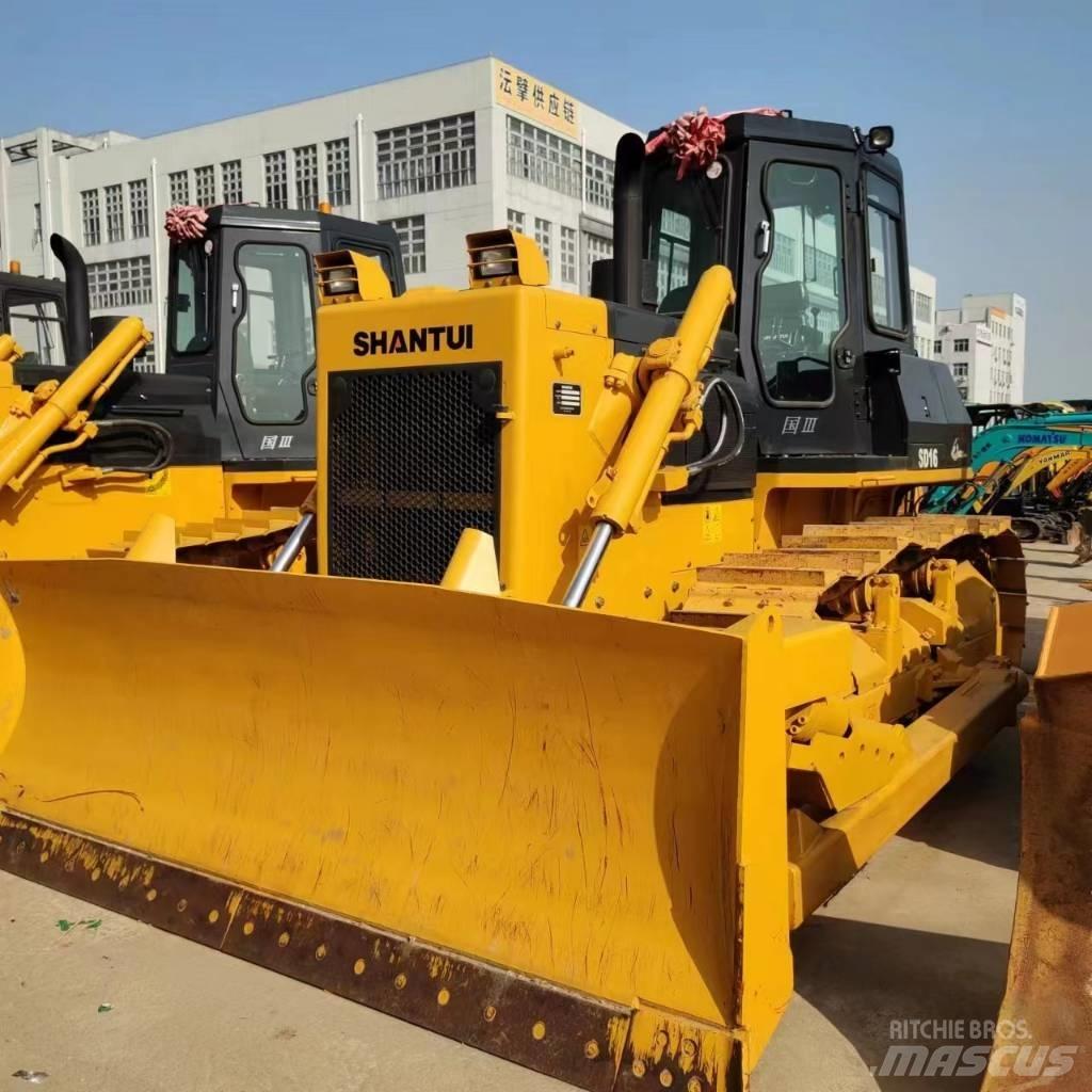 Shantui SD 16 履帶推土機