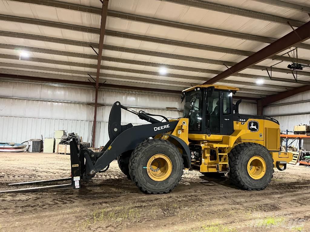 John Deere 644P 輪胎式裝載機