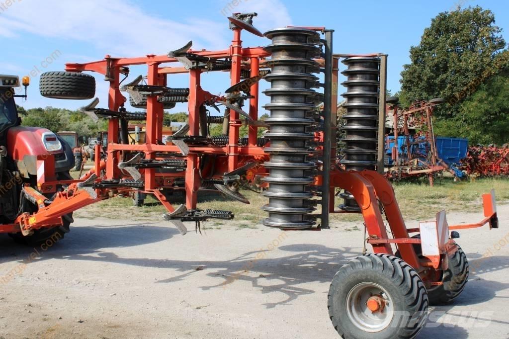 Kuhn Cultimer L 中耕管理機