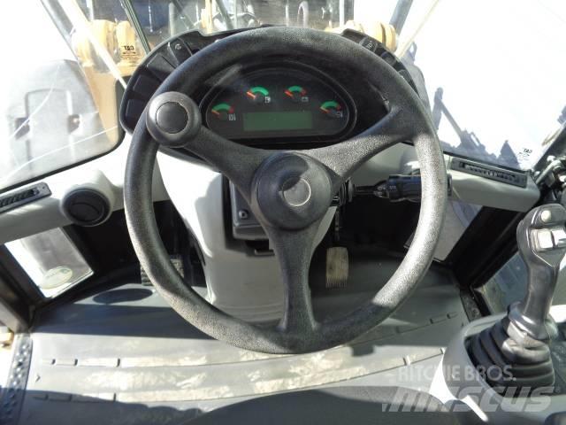 CAT 908M 輪胎式裝載機