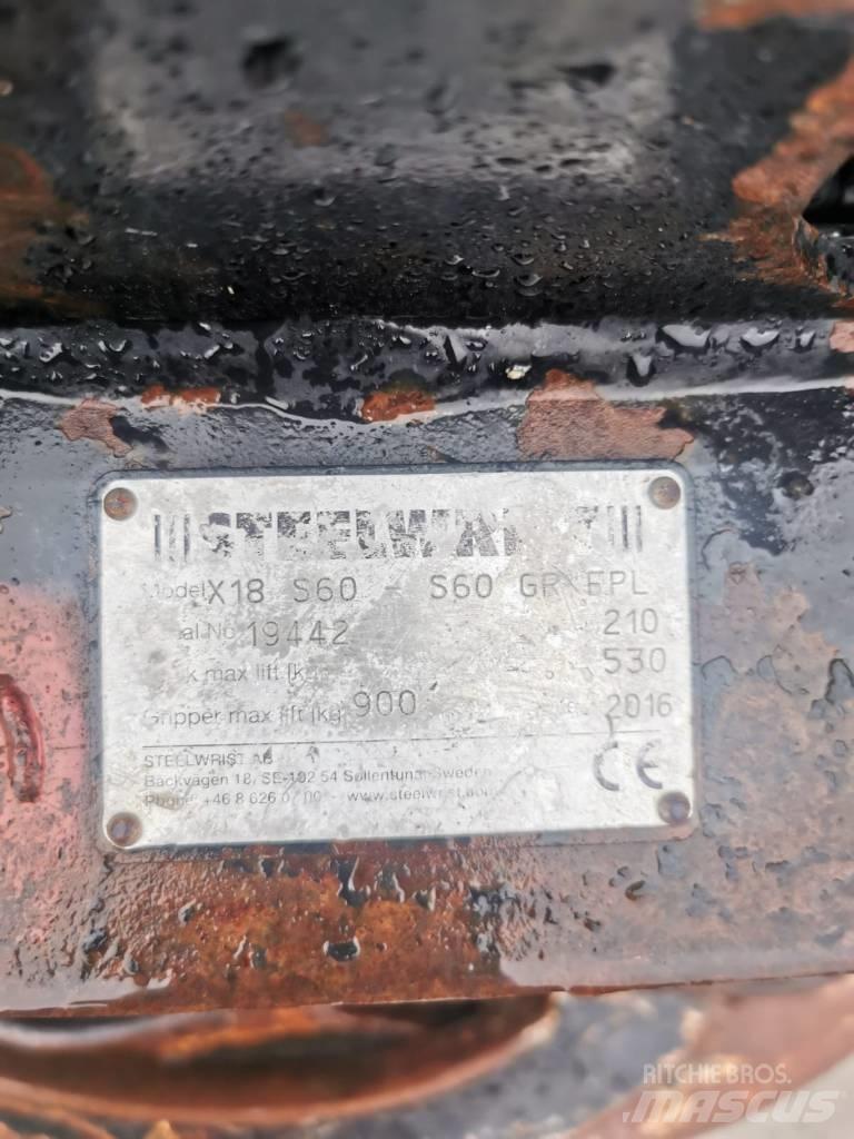 Volvo EW160E 旋轉式挖土機/掘鑿機/挖掘機