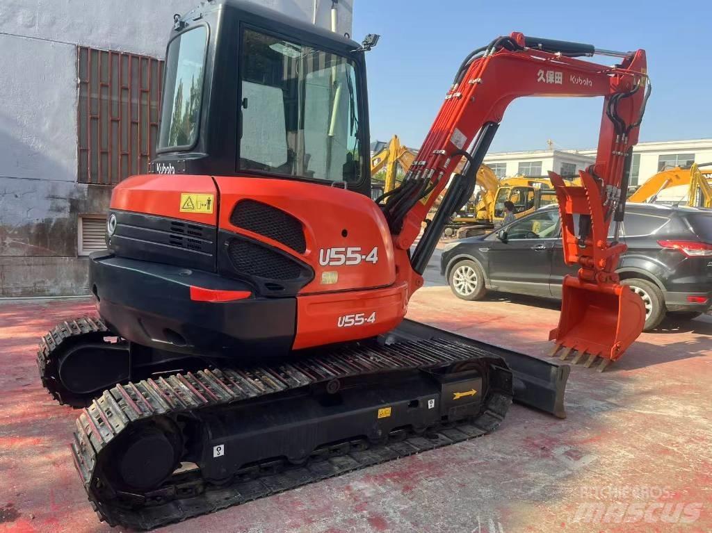 Kubota U 55 小型挖土機/掘鑿機<7t(小型挖掘機)