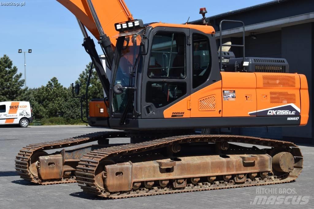 Doosan DX 255 LC-7 履帶式 挖土機/掘鑿機/挖掘機