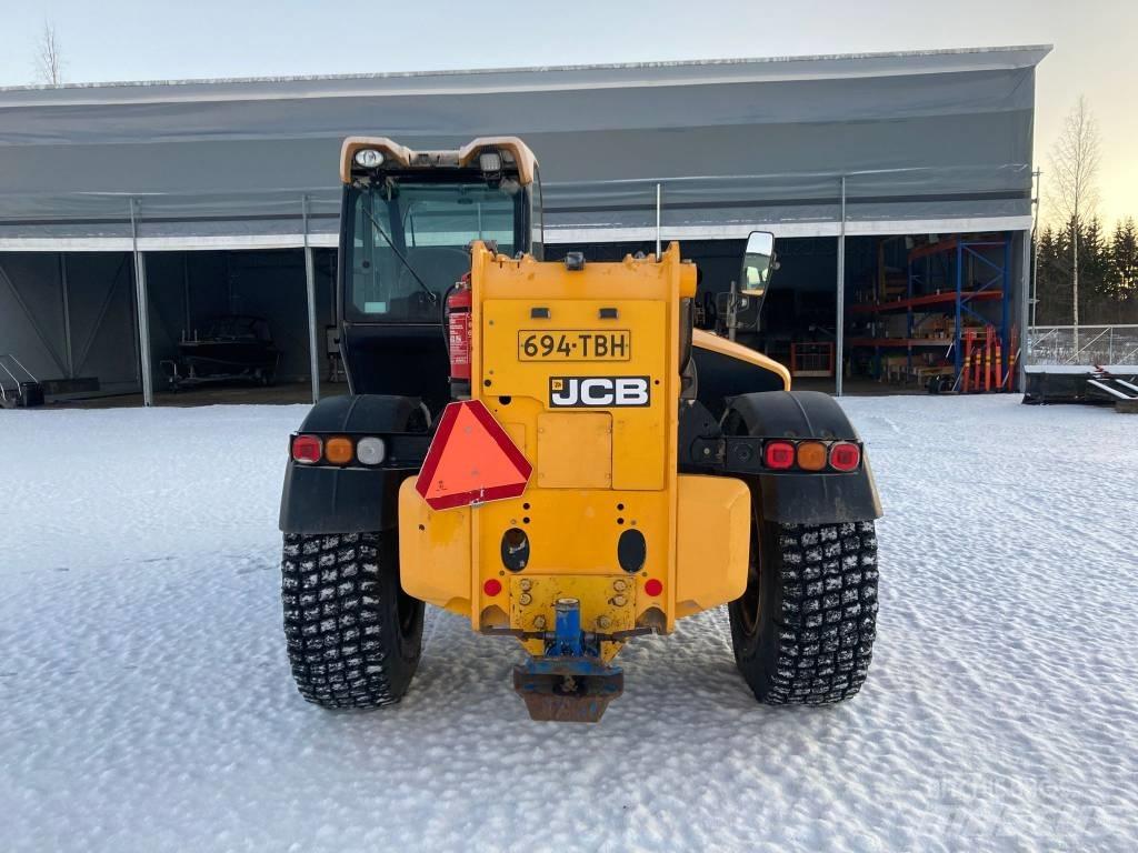 JCB 550-80 伸縮臂操作車