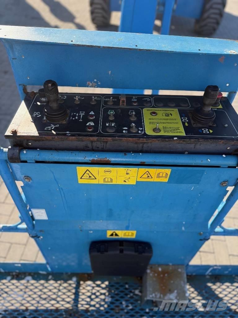 Genie S 65 伸縮臂高空作業車