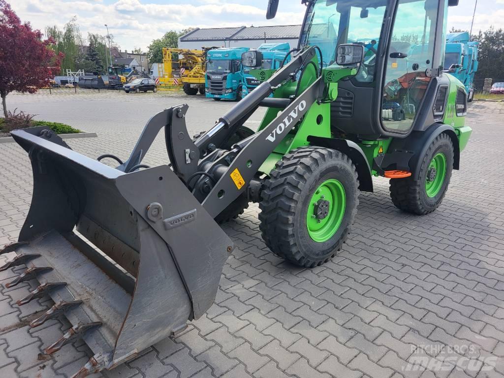 Volvo JL20H ELECTRIC 輪胎式裝載機