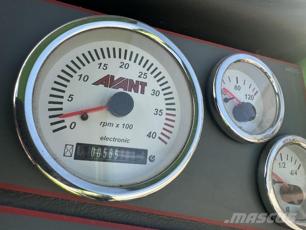 Avant 523 小型裝載機