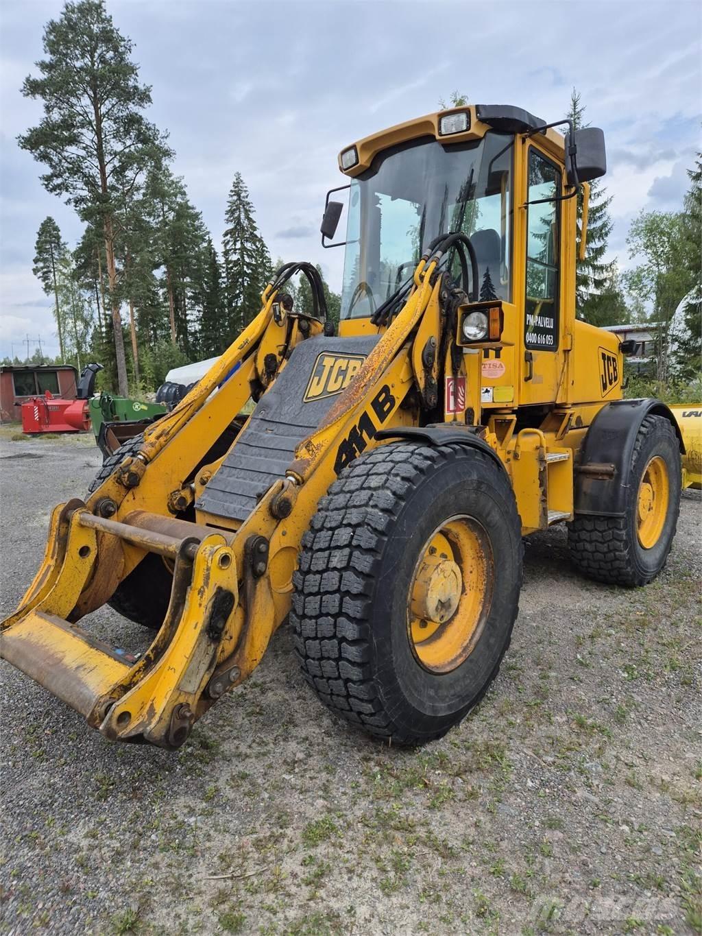 JCB 411B 輪胎式裝載機