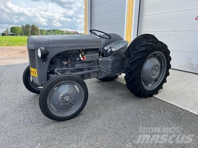 Massey Ferguson ted 曳引機
